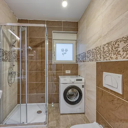 Viktor Guest house *
