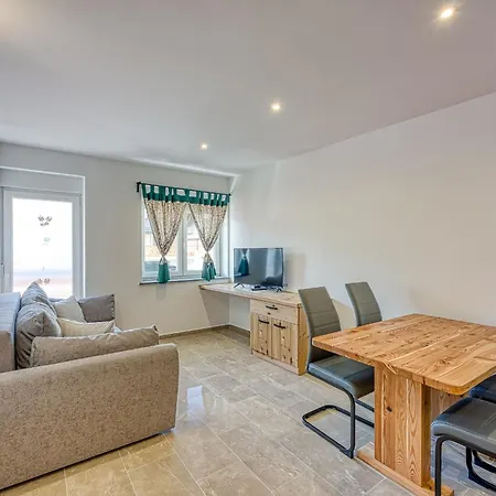 招待所 Viktor Rateče